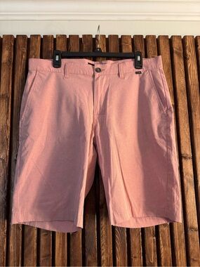Travis Mathew performance golf shorts 34